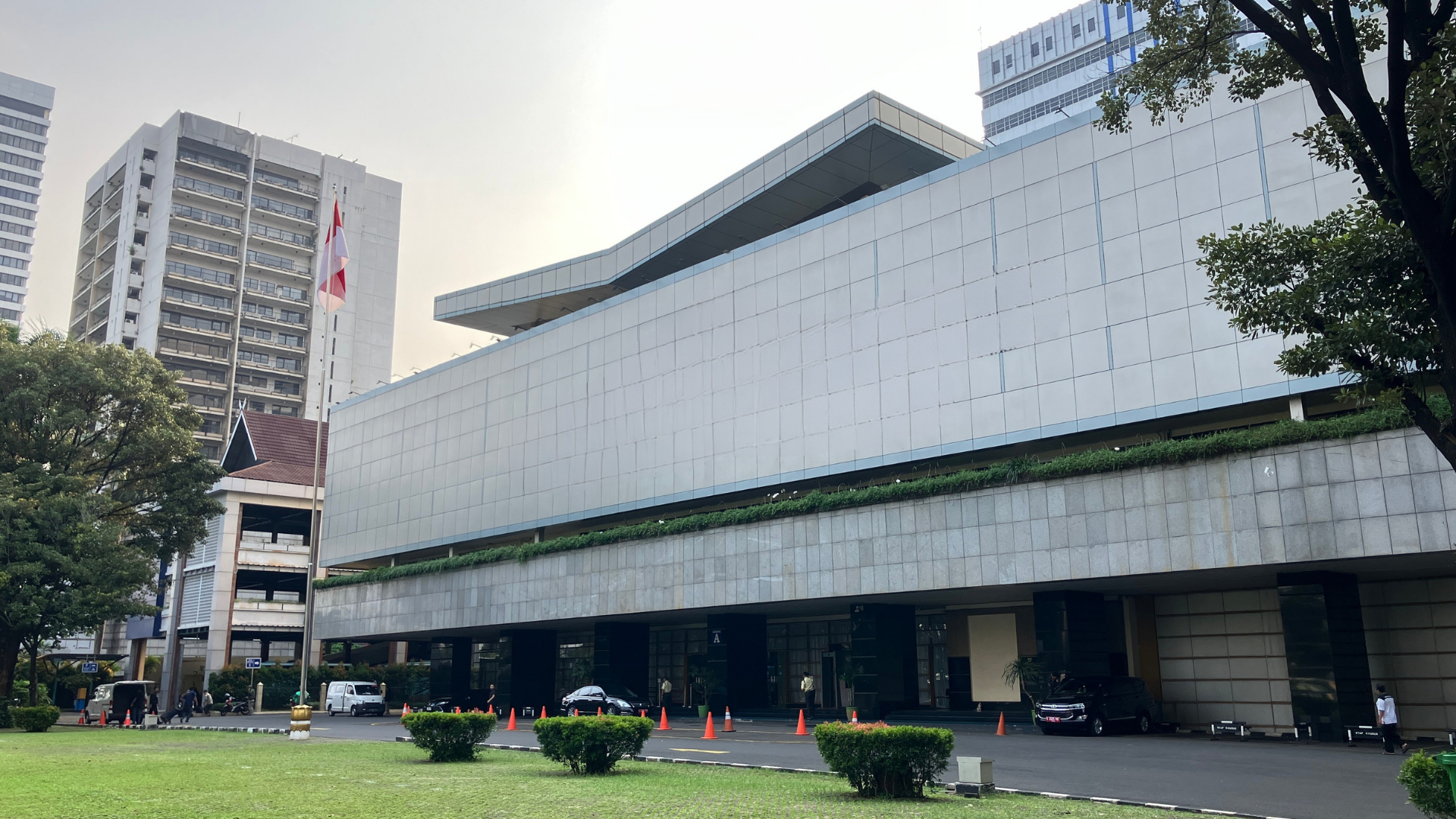 De-prioritiasi Sektor Pendidikan dalam Perspektif Hukum Hak Asasi Manusia Internasional