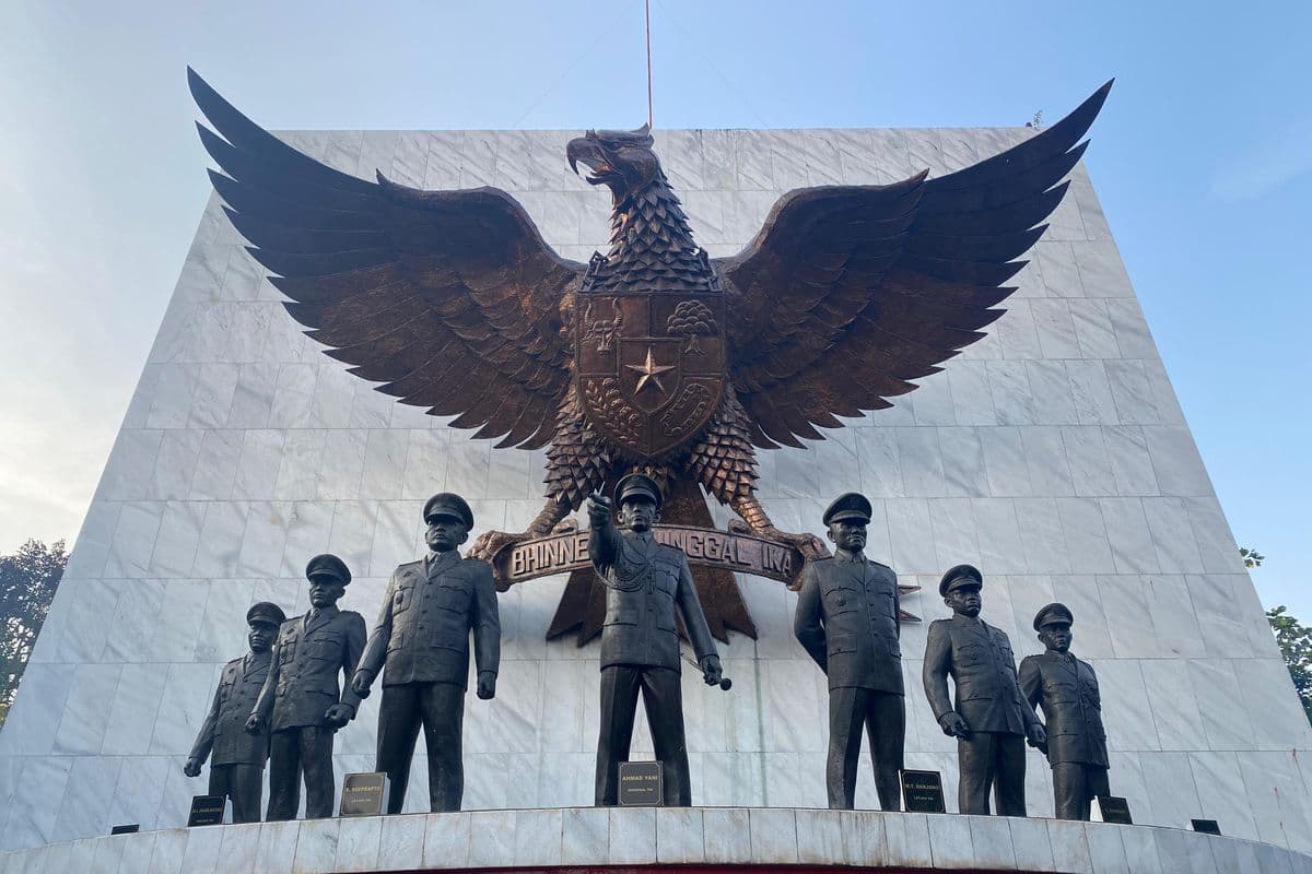 Demokratisasi sebagai Esensi Penulisan dan Pengajaran Sejarah dalam Kurikulum Nasional