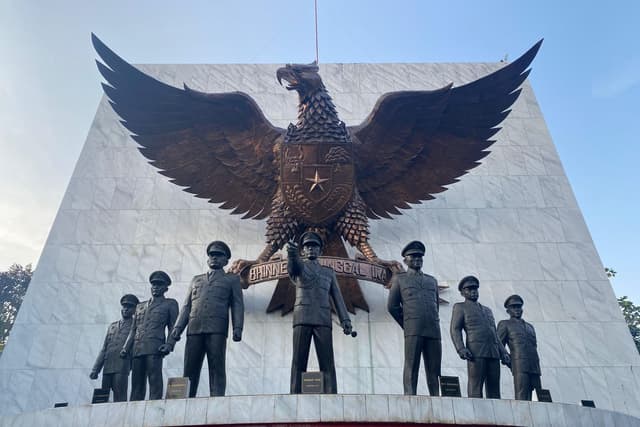 Demokratisasi sebagai Esensi Penulisan dan Pengajaran Sejarah dalam Kurikulum Nasional